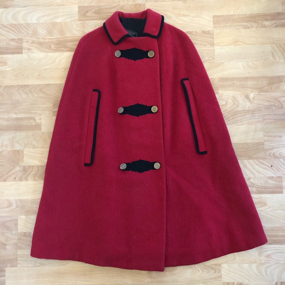 VINTAGE AUSTRIAN TYROLEAN LODEN WOOL CAPE